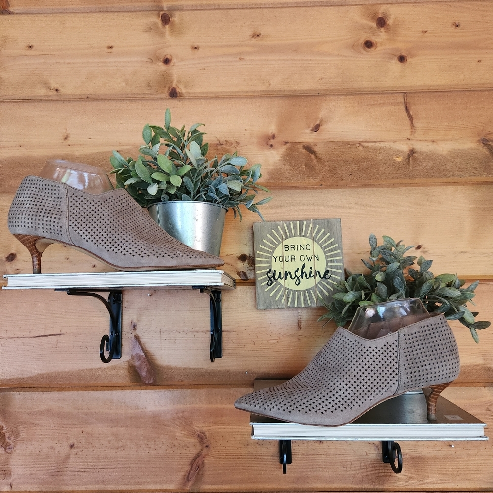 COPY - Franco Sarto 💜 DEEPA2 Ankle Booties Suede Leather Point Perf Kitten Heel